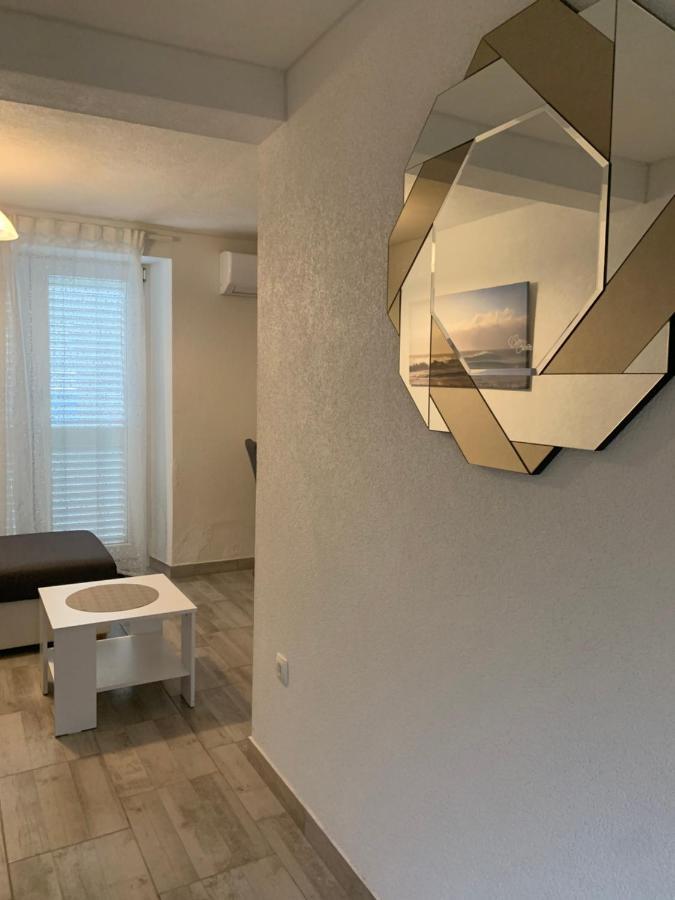 Apartman Annamaria Cres Exterior foto